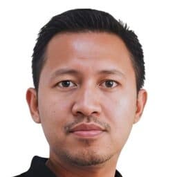 Esti Wahyu Prabandono
